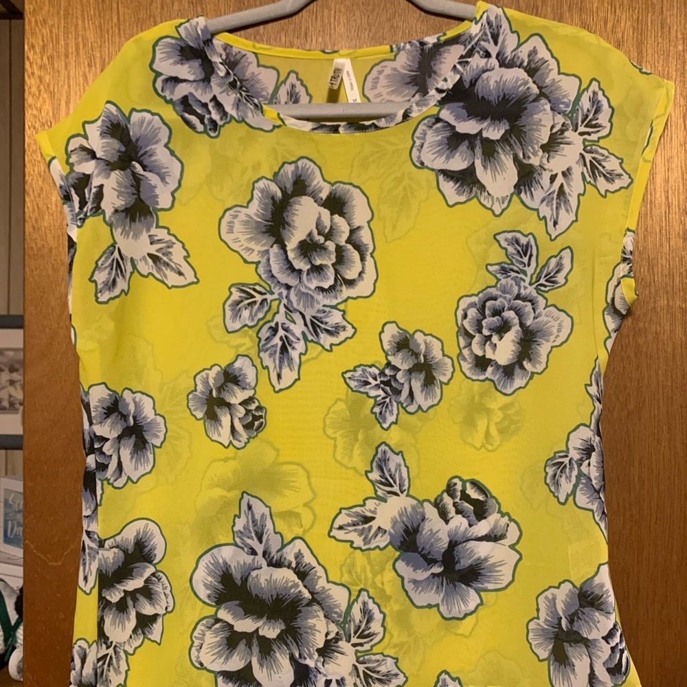 Floral Yellow Blouse/Dress Shirt